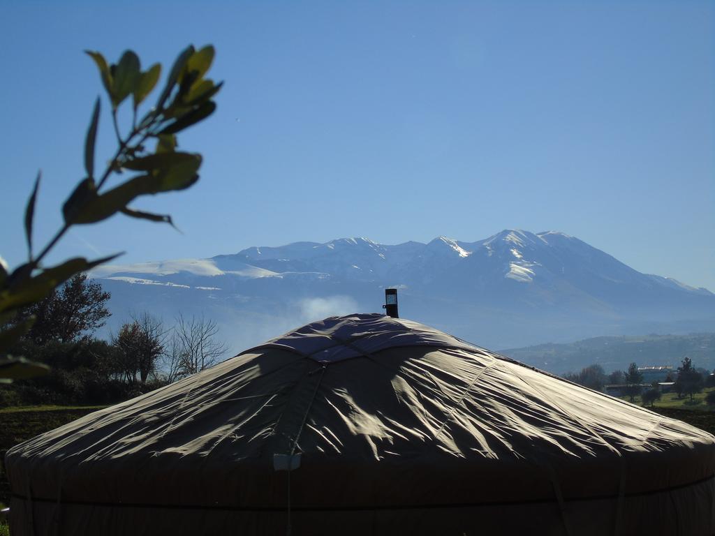 Glamping Abruzzo - The Yurt Ξενοδοχείο Catignano Εξωτερικό φωτογραφία
